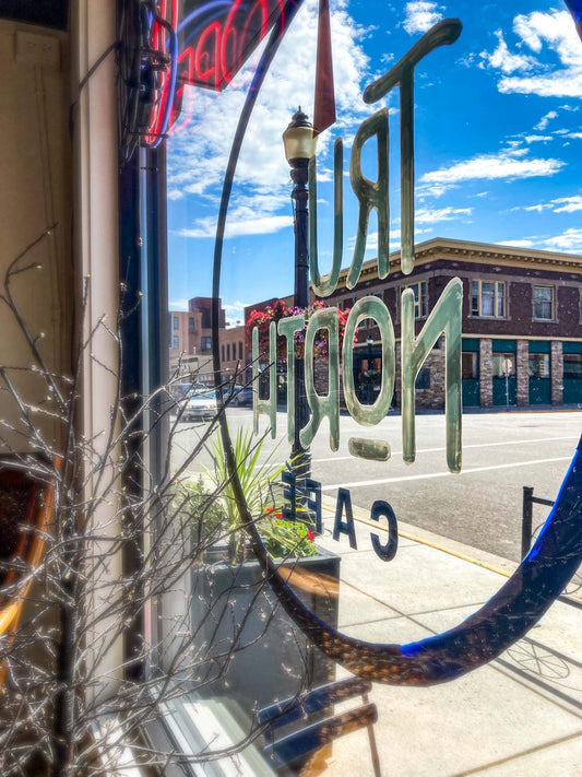 An essay about the five best coffee shops in the United States by James Bonner